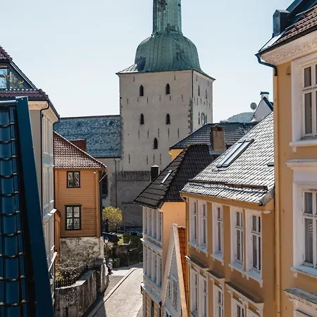 Apartamento Beautiful Top-floor 4br Loft By Bryggen & Floyen