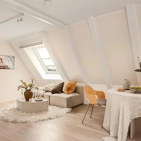 Beautiful Top-floor 4br Loft By Bryggen&fløyen Leilighet Bergen